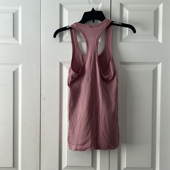 LULULEMON SWIFT RUN - Picture 3 of 7